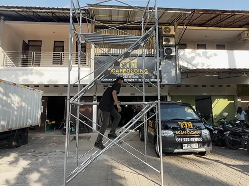 pemasangan tingkat berikutnya